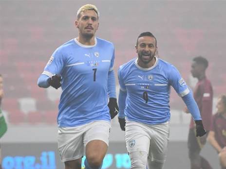 הנבחרת מקבלת חסות חדשה (צילום: ההתאחדות לכדורגל)