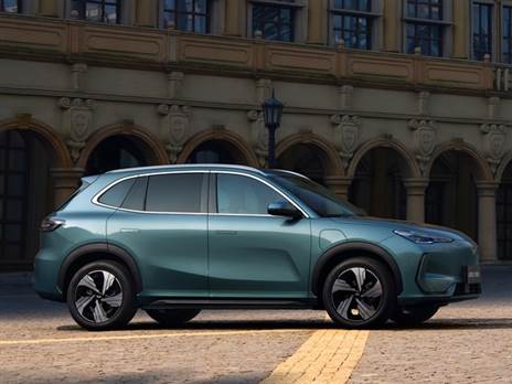 גדול מהגיאומטרי C וגם ממרבית מתחריו הישירים