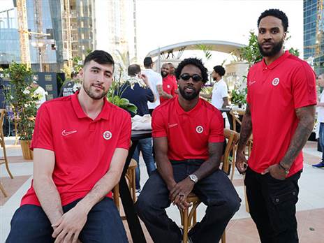 זוסמן, קרינגטון ופיליפ (אלן שיבר)