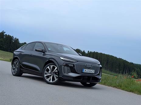 אאודי Q6 ספוטבק אי-טרון - העיצוב “דמוי קופה“ עשה לו טוב