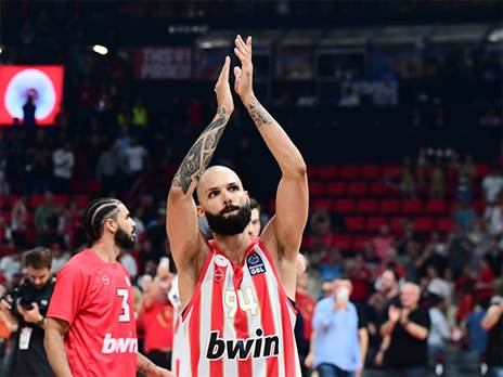 (אולימפיאקוס)