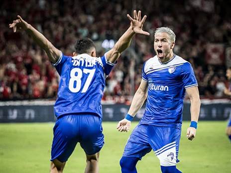 צריכה בית (צילום: עודד קרני)