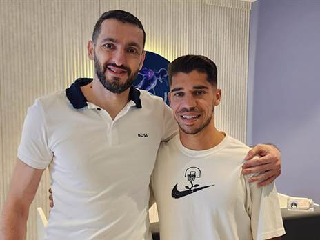 גירשין. עם הנבחרת בכל מקום (צילום פרטי)