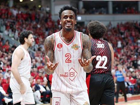 התקשו להירגע. שחקני הפועל ת“א (אלן שיבר)