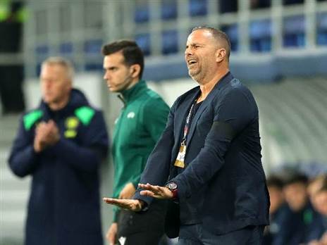 בן שמעון והנבחרת עברו ימים קשים (GETTY)