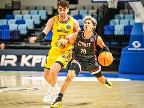 (FIBA)