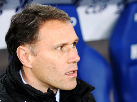 ואן באסטן, חוזר להולנד (gettyimages)