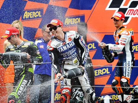 שמח על הפודיום (GETTYIMAGES)