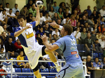 סמולר. חד משמעי