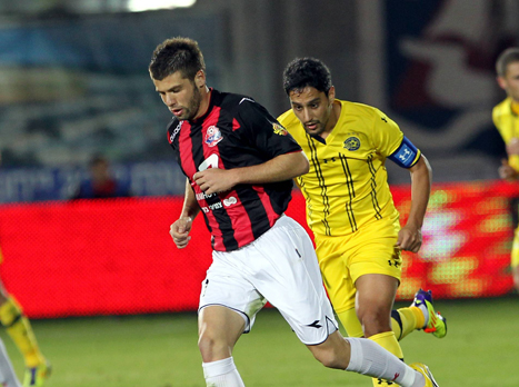 רואש. בדרך לעוד עונה באדום