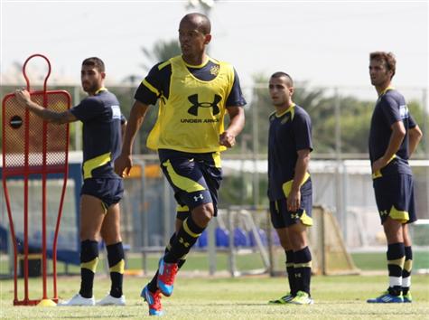 ארנשו. רעב לכדורגל (צילום: באדיבות האתר הרשמי)