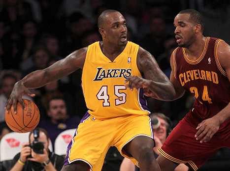 קרקטר. להרצליה דרך הלייקרס (gettyimages)