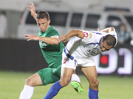 מחלץ בלי הפסקה. בוקולי (אלן שיבר)