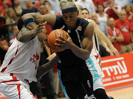 ג'רמיין הול (ברני ארדוב, וואלה)