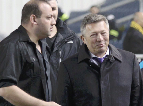 גאידמק. הכדור בידיים שלו (אלן שיבר)