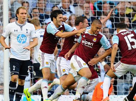 חגיגת ענק אדומה בלונדון. שחקני ווסטהאם בטירוף (gettyimages)