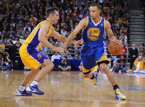 קארי עובר את נאש (gettyimages)