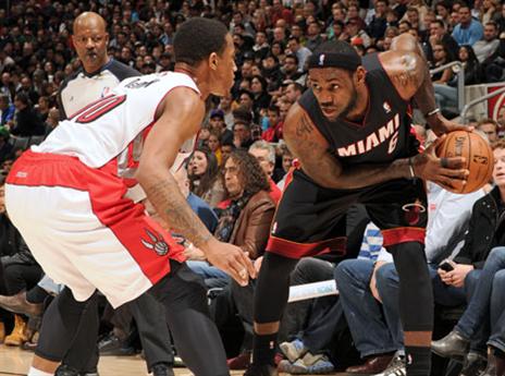 לא עוצר. לברון ג'יימס (gettyimages)