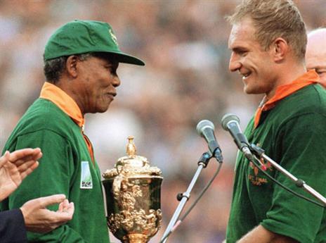 קירב אליו את הסמל הלבן ביותר (GETTYIMAGES)