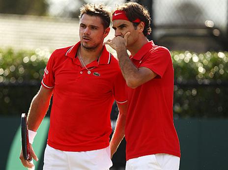 חזור ללבוש אדום. פדרר עם ואוורינקה (gettyimages)