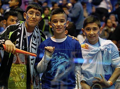 פורים בדרך, אוהדי מכבי מוכנים (אלן שיבר)