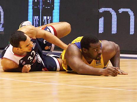 סופו יורק דם על הפרקט (אלן שיבר)