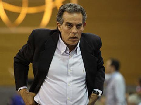 לא ממשיך בתפקיד. בירנבוים