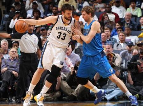 גאסול מול נוביצקי. הספרדי ניצח את הגרמני (gettyimages)