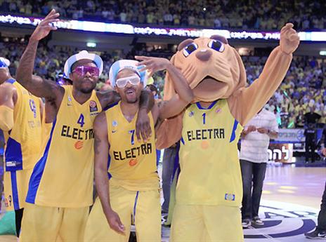 עכשיו חוגגים (אלן שיבר)