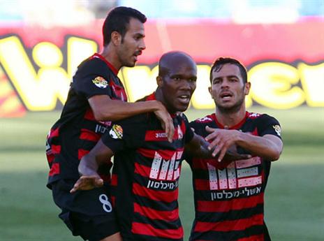 רעננה נשארה, קורצקיי הולך