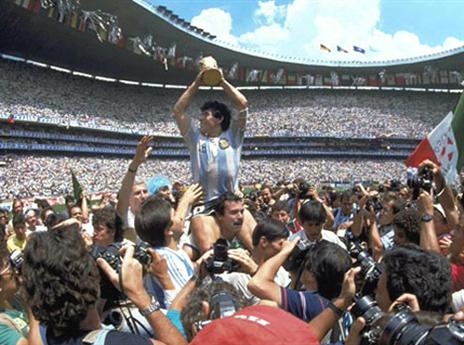 מראדונה, המלך במקסיקו 1986 (gettyimages)