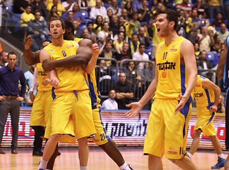 בלאט נזכר בו, פתאום. פניני (צילום: אלן שיבר)