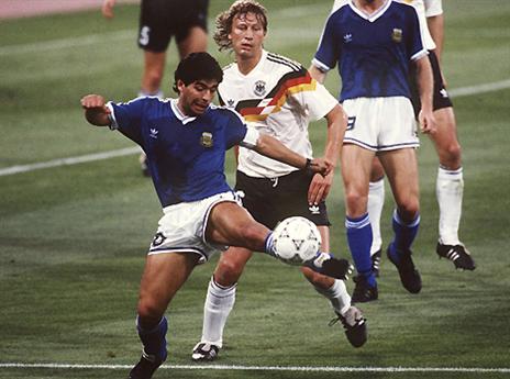 כשמראדונה בכה (gettyimages)