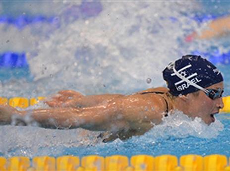 עברי. עשויה להיכנס בסוף לגמר