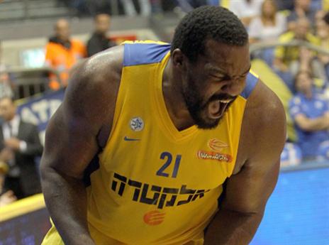 אם הכל ילך כשורה, הוא ייצא למחנה האימון (צילום: אלן שיבר)