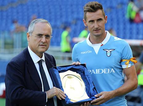 קלוזה, זכה לכבוד (Gettyimages)