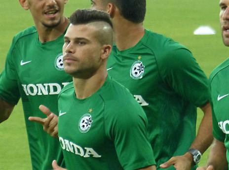 מויאל. יכבדו אותו עם טקס?