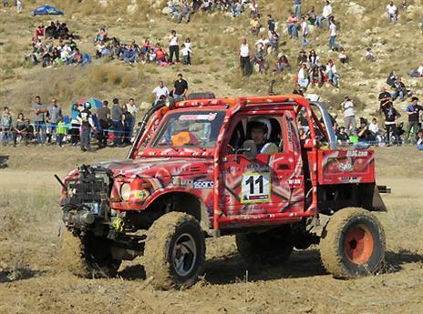 לראשונה בחג הסוכות (אבגר אידן)