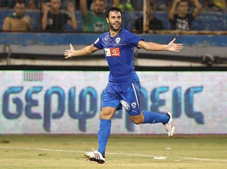 מזהיר מקפריסין, מאמין בנבחרת. קולאוטי