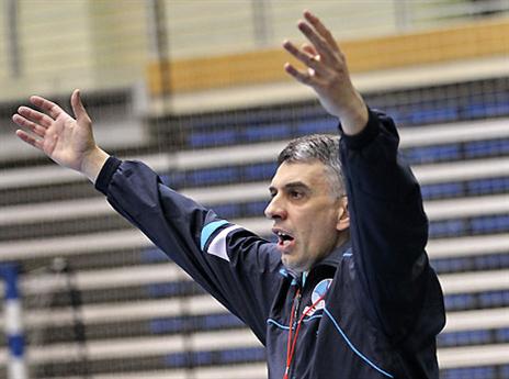 היריבות בבית קשות. ג'וקיץ' (צילום: צחי וייס)