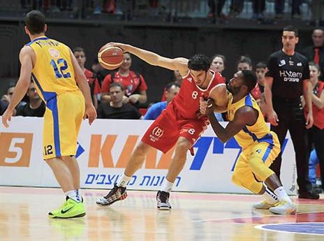 13 נקודות לאליהו בהצגה הערב (צילום: אלן שיבר)