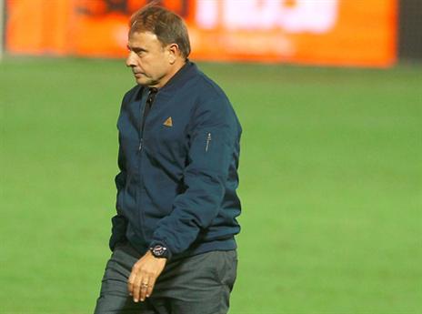 לוי, עצבני על השיפוט (אלן שיבר)