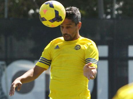 סוף סוף הוא חוזר. יצחקי (צילום: האתר הרשמי של מכבי ת"א)