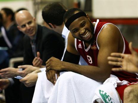 סוף סוף חיוכים על הספסל של ירושלים (עודד קרני)