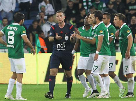 והיתה גם את ההרחקה. "חייב להיות אחראי" (דני מרון)