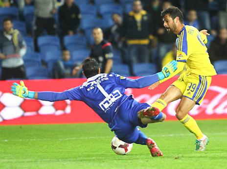 אם לא זהבי, אז בן בסט. ליפשיץ סופג, אמש