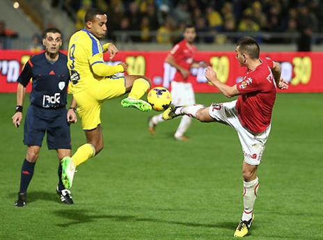 הובאן מול ראדי. הרומני היה המצטיין (אלן שיבר)