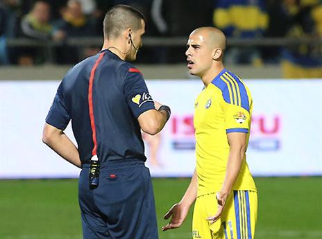 פפיר עם בן חיים. גיבור המשחק (אלן שיבר)