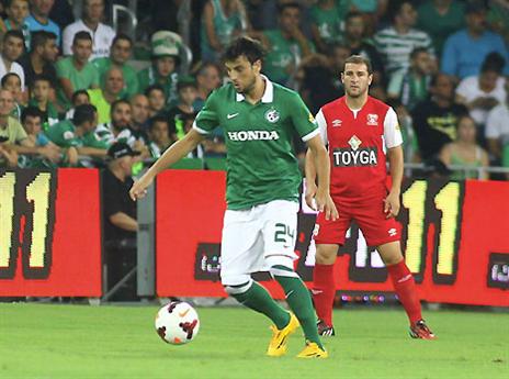 בתמונת ההרכב. מיצ'ל (אלן שיבר)