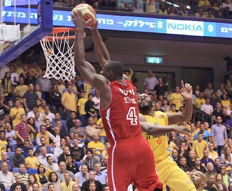 גייטס, לא חושש לקפוץ גבוה (אלן שיבר)